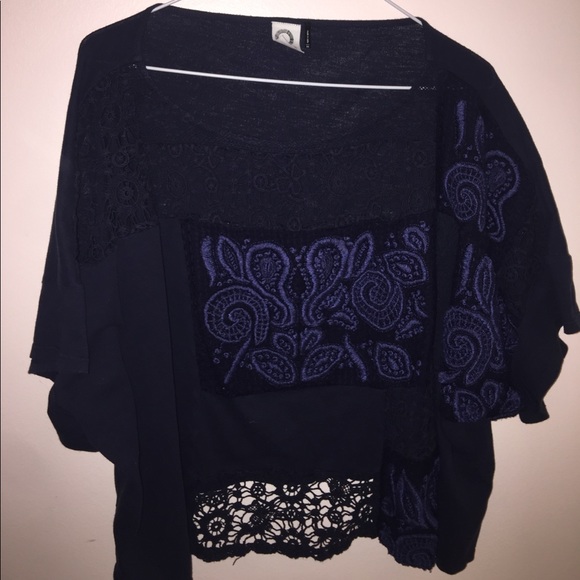 Anthropologie Navy Lace Top NWOT - Picture 3 of 5